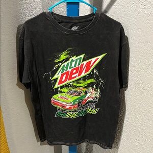 Black Graphic Tee - Short Sleeve